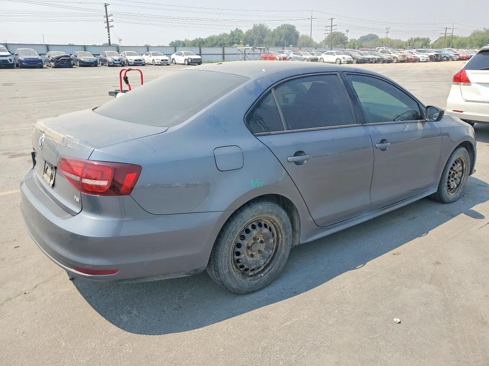 2016 Volkswagen Jetta მანქანა იყიდება აუქციონზე, vin: 3VW167AJ1GM323125, აუქციონის ნომერი: 64246796