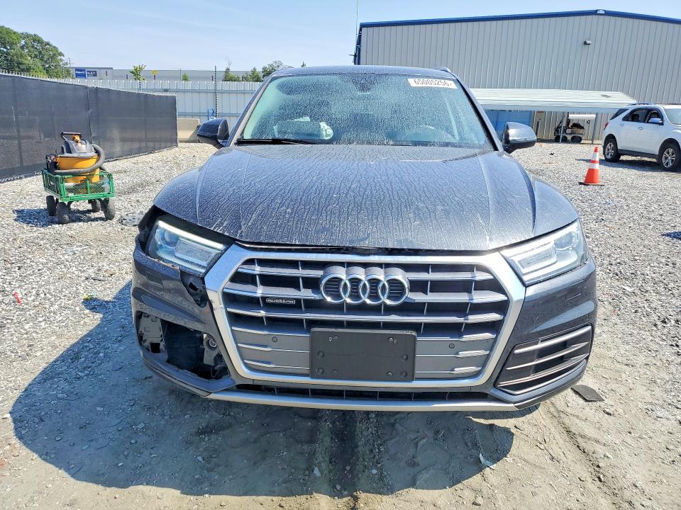 65005256 :رقم المزاد ، WA1ANAFY5L2041221 vin ، 2020 Audi Q5 مزاد بيع