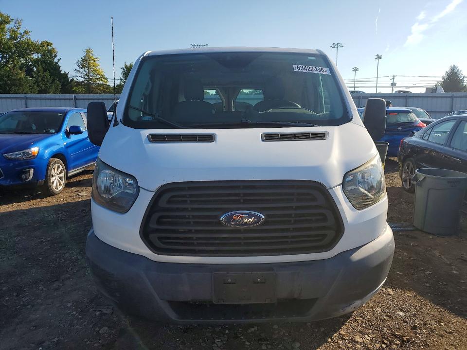 63422496 :رقم المزاد ، 1FTYE9ZM6HKA52599 vin ، 2017 Ford Transit مزاد بيع