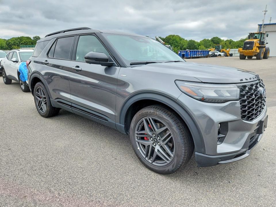 Продажа на аукционе авто 2026 Ford Explorer, vin: 1FMUK8KH2TGB21617, номер лота: 64465736