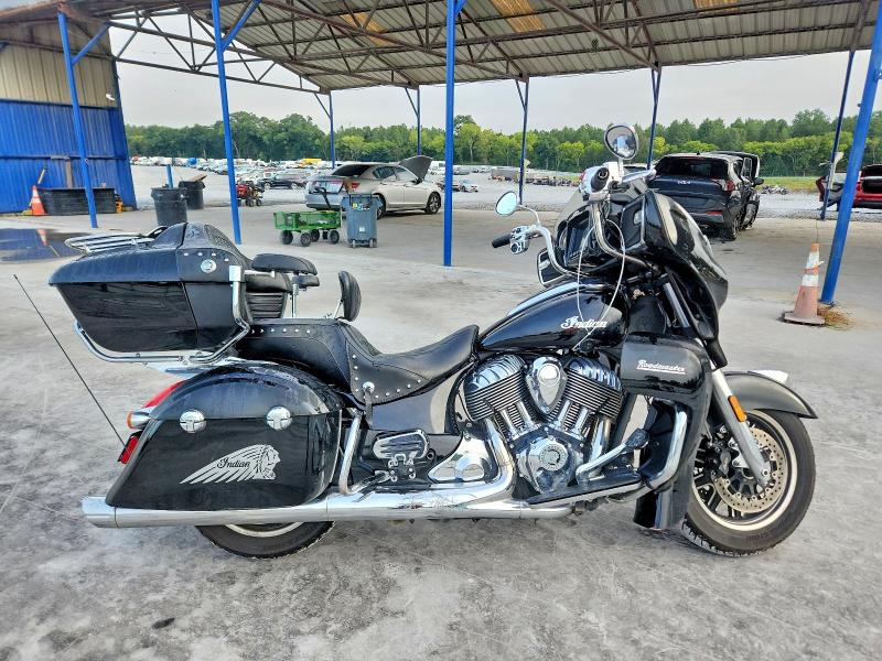 Продаж на аукціоні авто 2017 Indian Motorcycle Co. Roadmaster, vin: 56KTRAAA6H3352665, номер лоту: 63727996