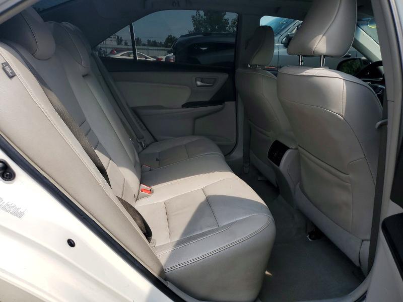 64343566 :رقم المزاد ، 4T1BD1FK7HU201762 vin ، 2017 Toyota Camry مزاد بيع