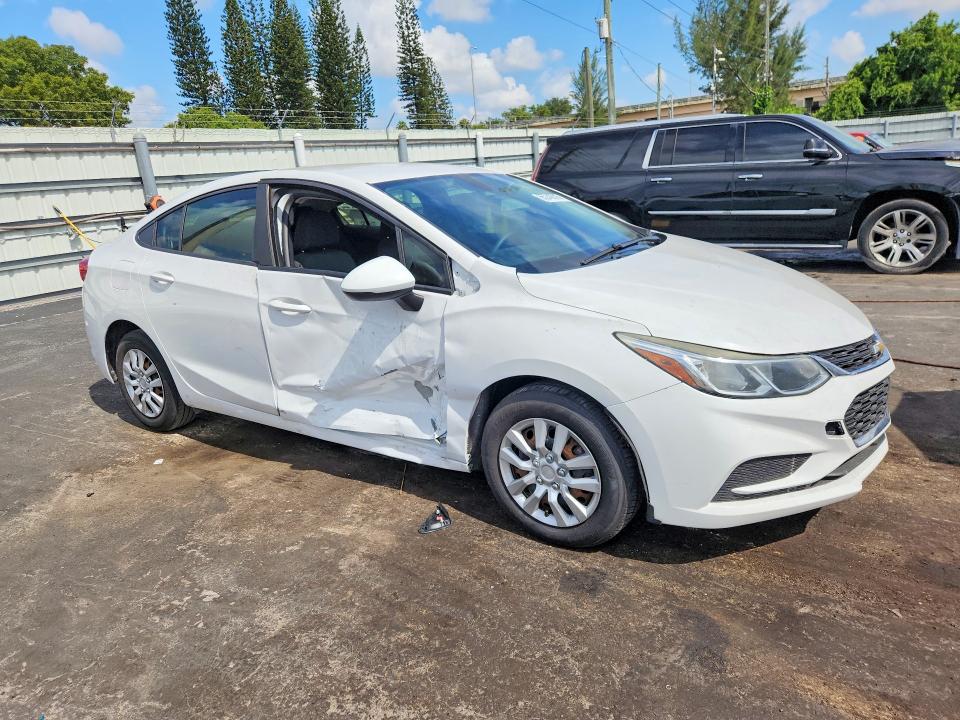 Aukcja sprzedaży 2018 Chevrolet Cruze, vin: 1G1BC5SM5J7232365, numer aukcji: 65240816