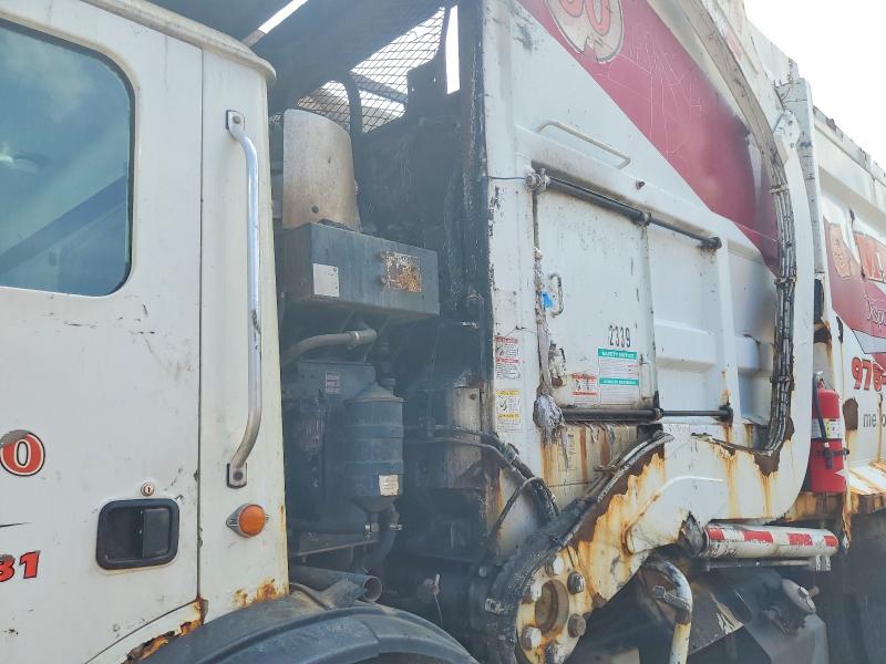 62136026 :رقم المزاد ، 1M2AV04C3FM012618 vin ، 2015 Mack 600 مزاد بيع