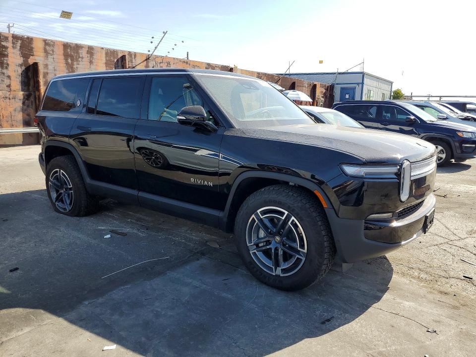 Продаж на аукціоні авто 2026 Rivian R1s, vin: 7PDSGGBA8TN078142, номер лоту: 67032096