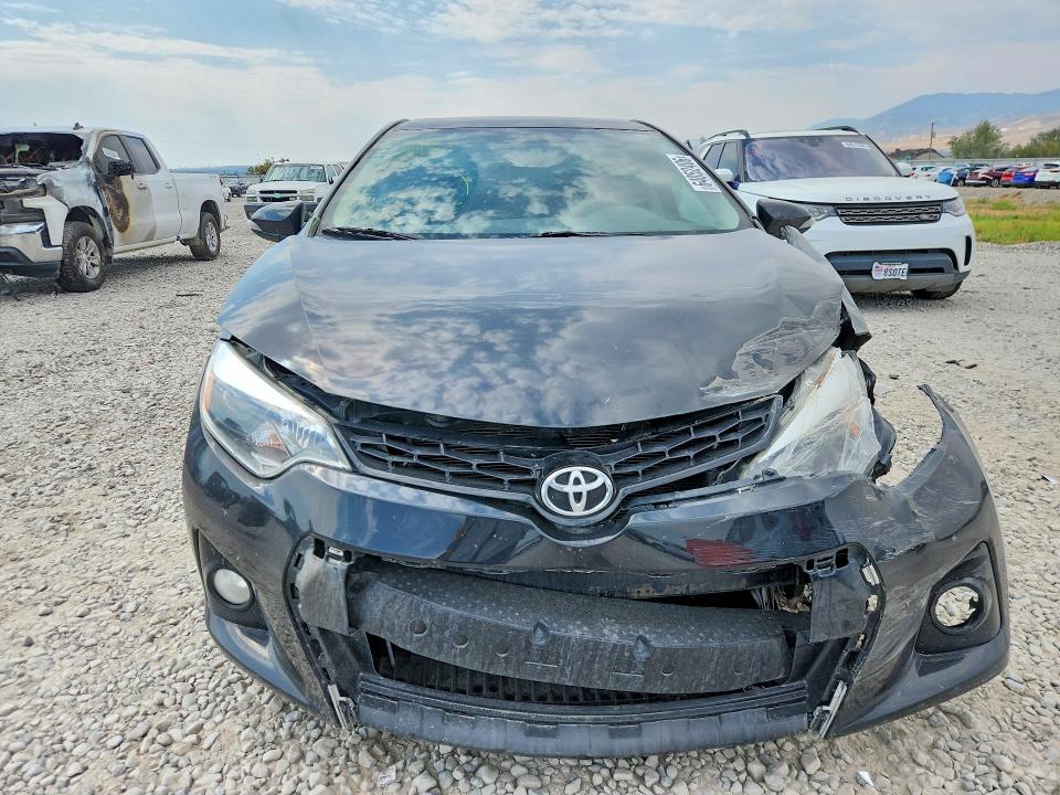 Продаж на аукціоні авто 2015 Toyota Corolla, vin: 5YFBURHE5FP240533, номер лоту: 64052406