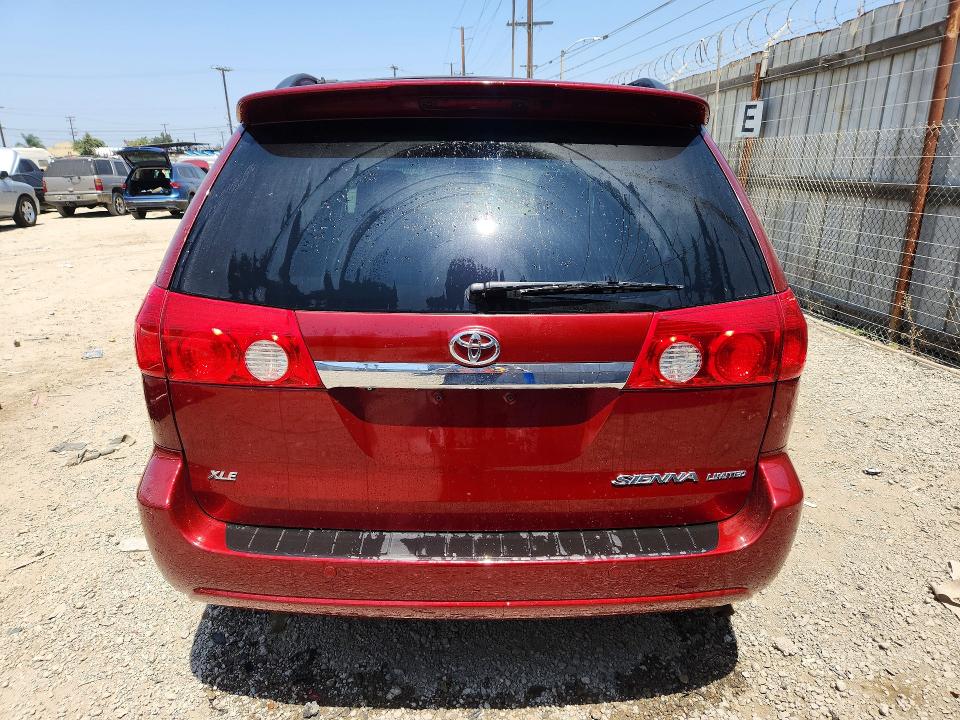 Продажа на аукционе авто 2006 Toyota Sienna, vin: 5TDZA22C76S521682, номер лота: 64104006