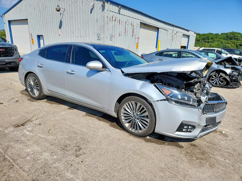 66654456 :رقم المزاد ، KNALC4J11J5098539 vin ، 2018 Kia Cadenza مزاد بيع