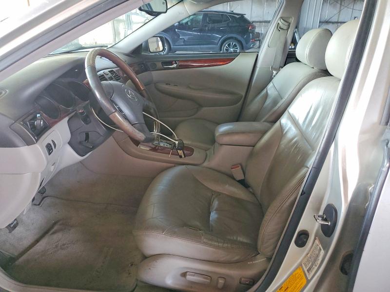 62823636 :رقم المزاد ، JTHBF30G920039404 vin ، 2002 Lexus Es مزاد بيع