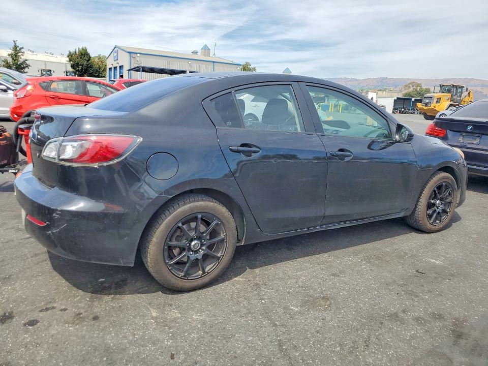 Продажа на аукционе авто 2013 Mazda 3, vin: JM1BL1TG6D1846616, номер лота: 65848946