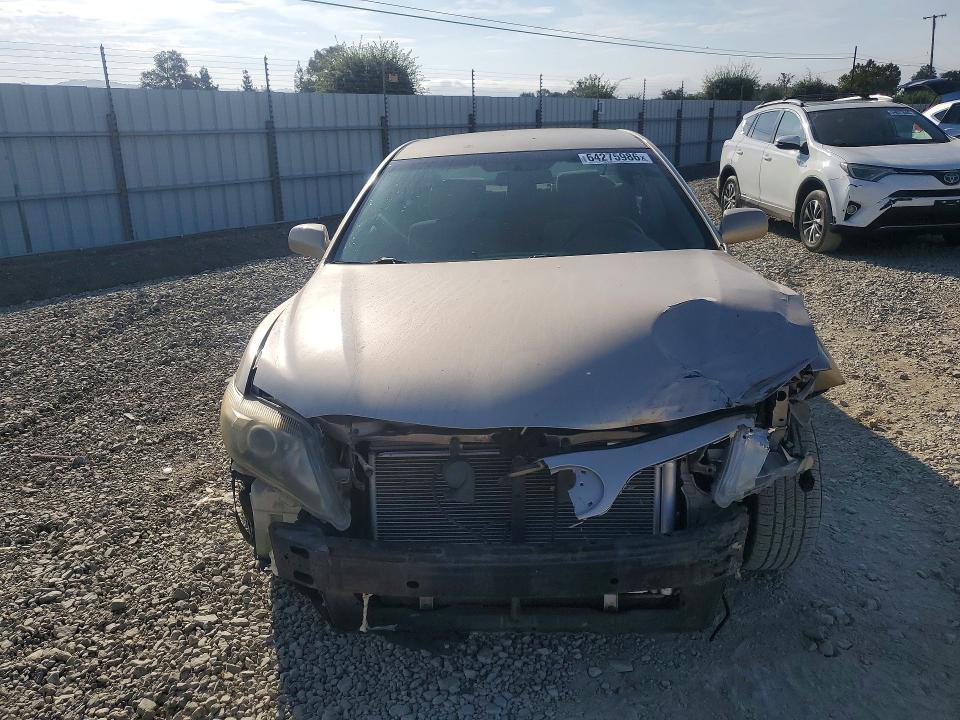 2010 Toyota Camry მანქანა იყიდება აუქციონზე, vin: 4T1BF3EKXAU022287, აუქციონის ნომერი: 64275986