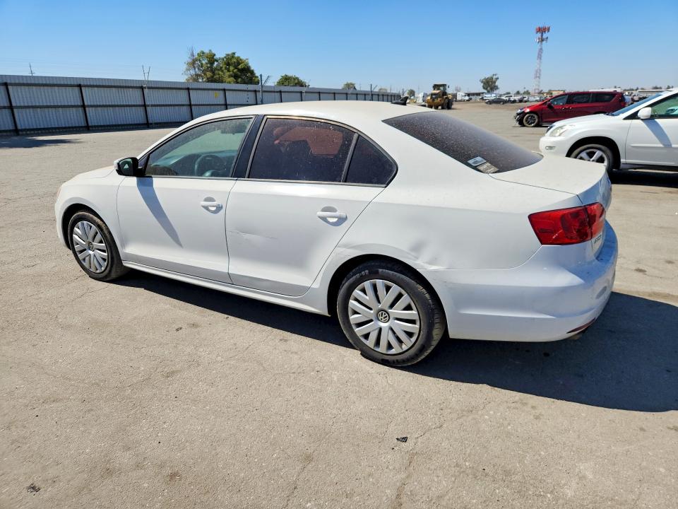 64108016 :رقم المزاد ، 3VWD17AJ5EM237972 vin ، 2014 Volkswagen Jetta مزاد بيع