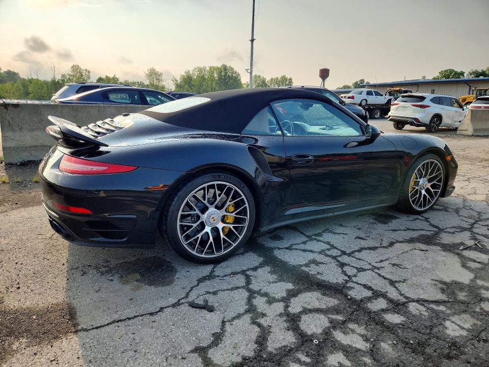 Продажа на аукционе авто 2016 Porsche 911, vin: WP0CD2A99GS178322, номер лота: 64566306
