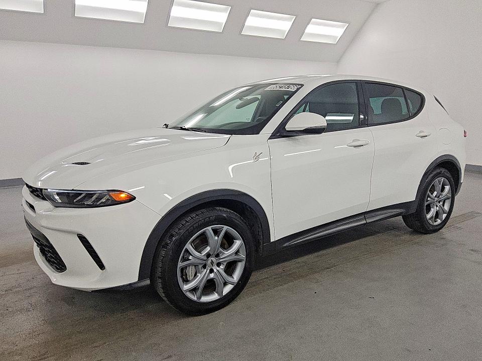 65215766 :رقم المزاد ، ZACPDFCW6R3A27868 vin ، 2024 Dodge Hornet مزاد بيع