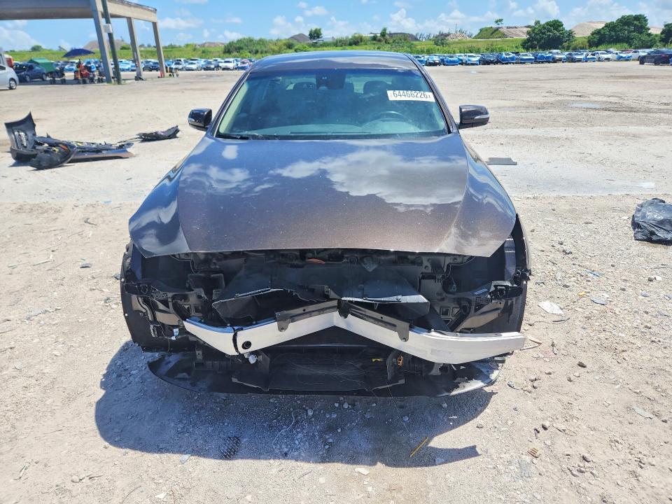 Продажа на аукционе авто 2017 Genesis G80, vin: KMHGN4JE2HU194385, номер лота: 64466226