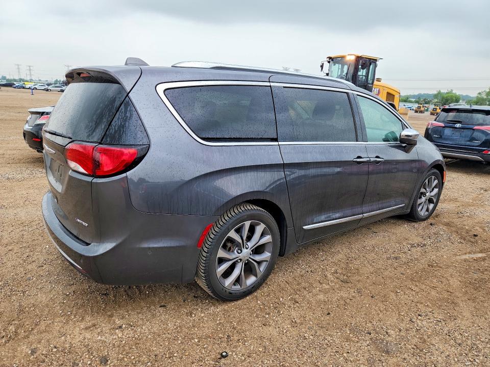 Продажа на аукционе авто 2018 Chrysler Pacifica, vin: 2C4RC1GG4JR334014, номер лота: 64970176