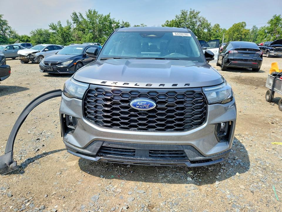 Продажа на аукционе авто 2025 Ford Explorer, vin: 1FMUK8KH4SGB37395, номер лота: 64200786