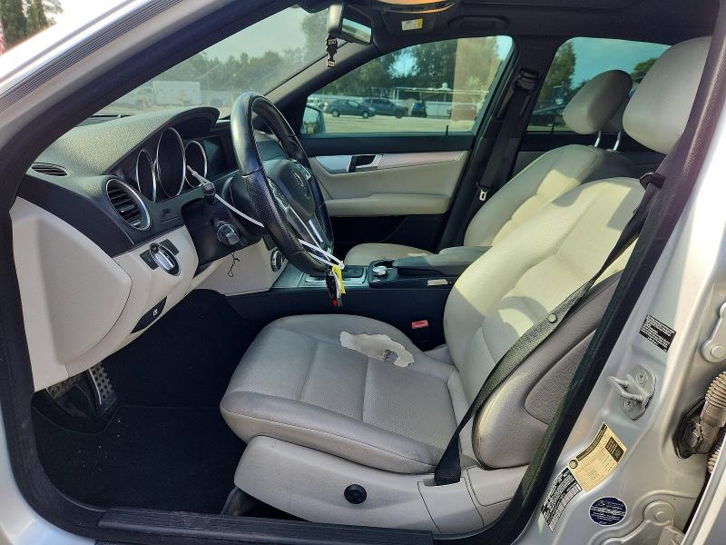 Продаж на аукціоні авто 2012 Mercedes-benz C, vin: WDDGF4HBXCA615864, номер лоту: 64518996