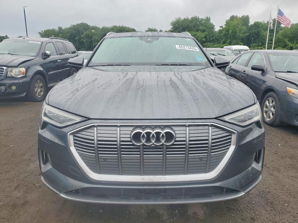 Aukcja sprzedaży 2019 Audi E-tron, vin: WA1VAAGE3KB006760, numer aukcji: 65273426