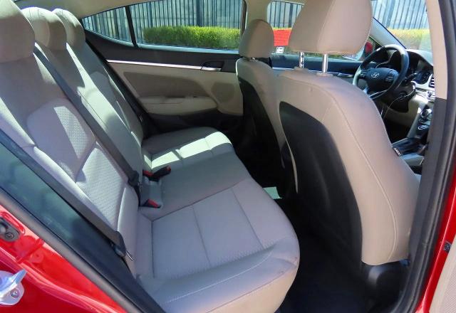 Продажа на аукционе авто 2019 Hyundai Elantra, vin: 5NPD84LF3KH472782, номер лота: 65947756