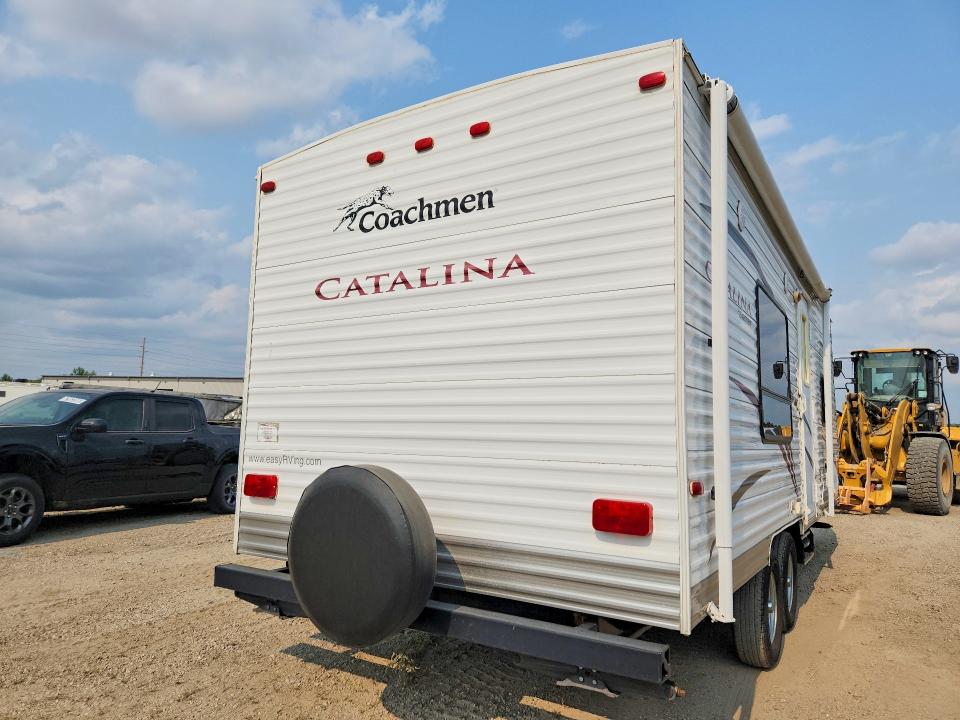2010 Foresriver Catalina მანქანა იყიდება აუქციონზე, vin: 5ZT2CALB1AA007472, აუქციონის ნომერი: 64436356