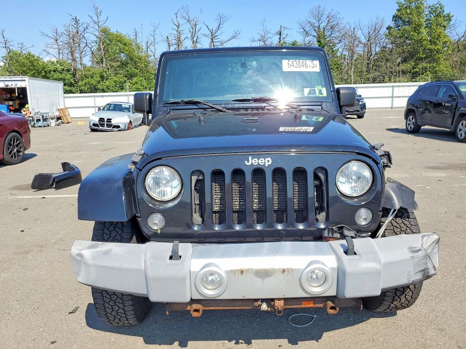 64384616 :رقم المزاد ، 1C4GJWBG3FL620518 vin ، 2015 Jeep Wrangler مزاد بيع