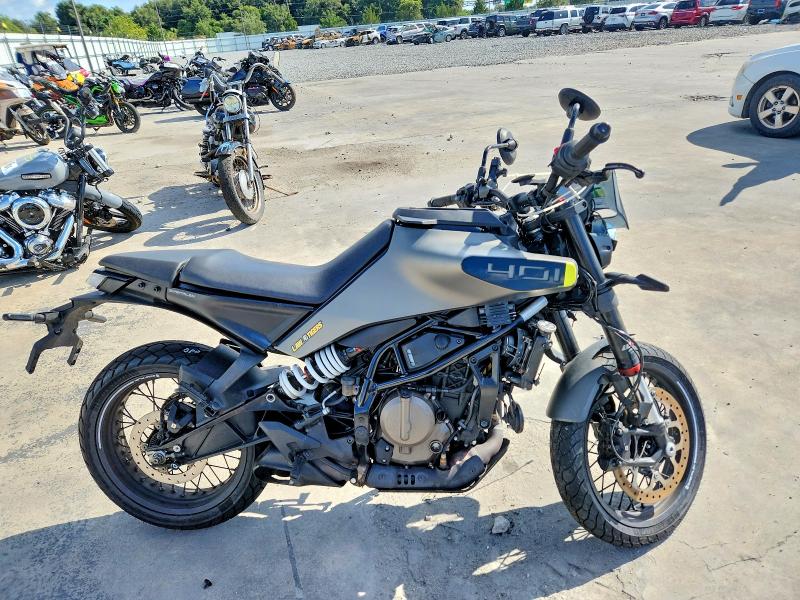 Продаж на аукціоні авто 2024 Husqvarna Vitpilen 401/svartpilen 401, vin: MD2JUJ403RN211065, номер лоту: 64340056