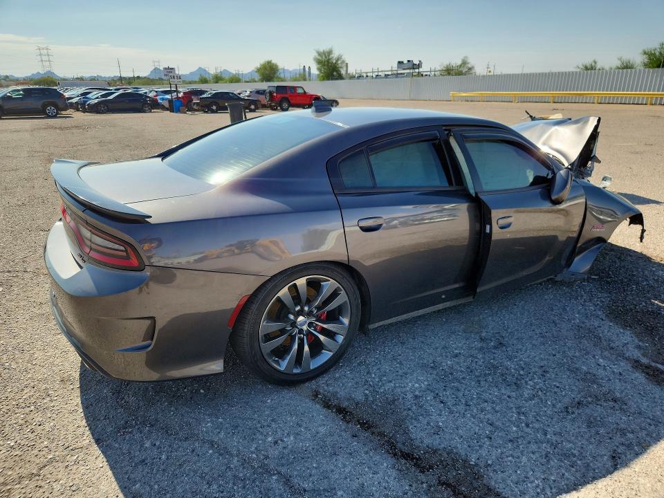 64413836 :رقم المزاد ، 2C3CDXGJ0HH520641 vin ، 2017 Dodge Charger مزاد بيع