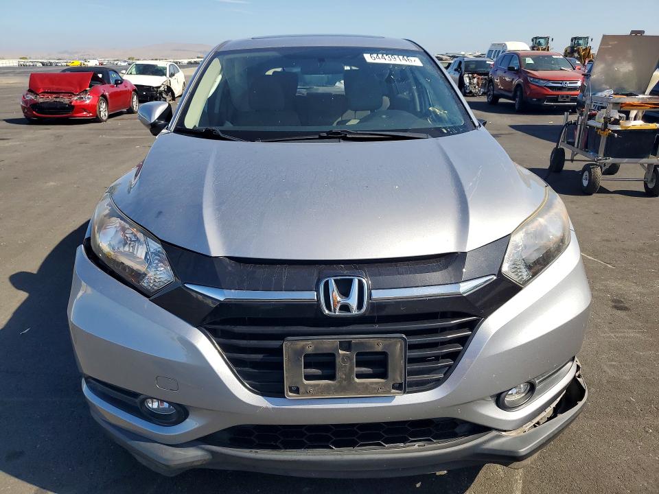 Продаж на аукціоні авто 2018 Honda Hr-v, vin: 3CZRU5H57JG701683, номер лоту: 64439146