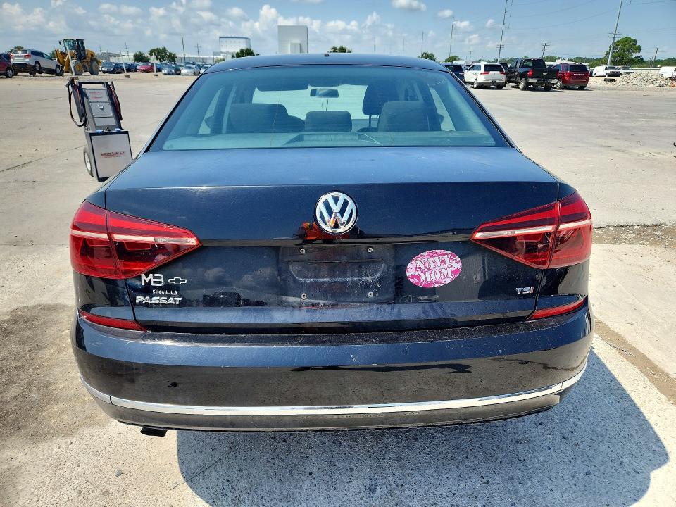 Продажа на аукционе авто 2018 Volkswagen Passat, vin: 1VWAA7A30JC024315, номер лота: 66378296