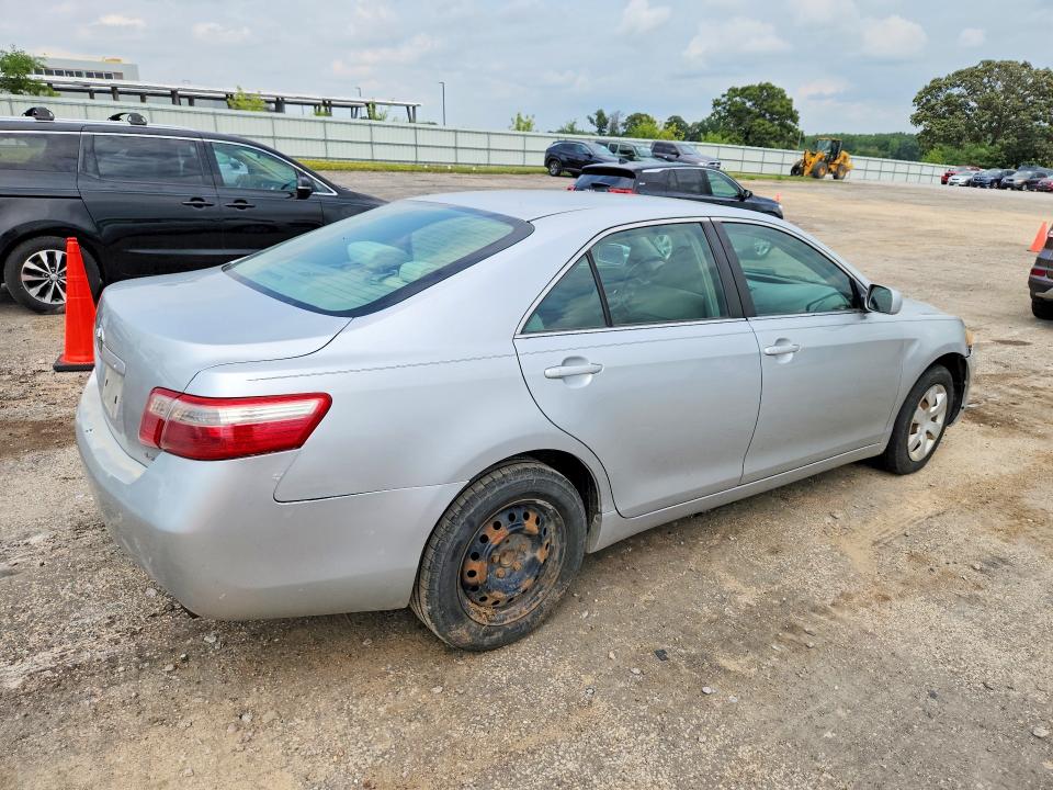 2007 Toyota Camry მანქანა იყიდება აუქციონზე, vin: 4T1BE46K27U688964, აუქციონის ნომერი: 63907456