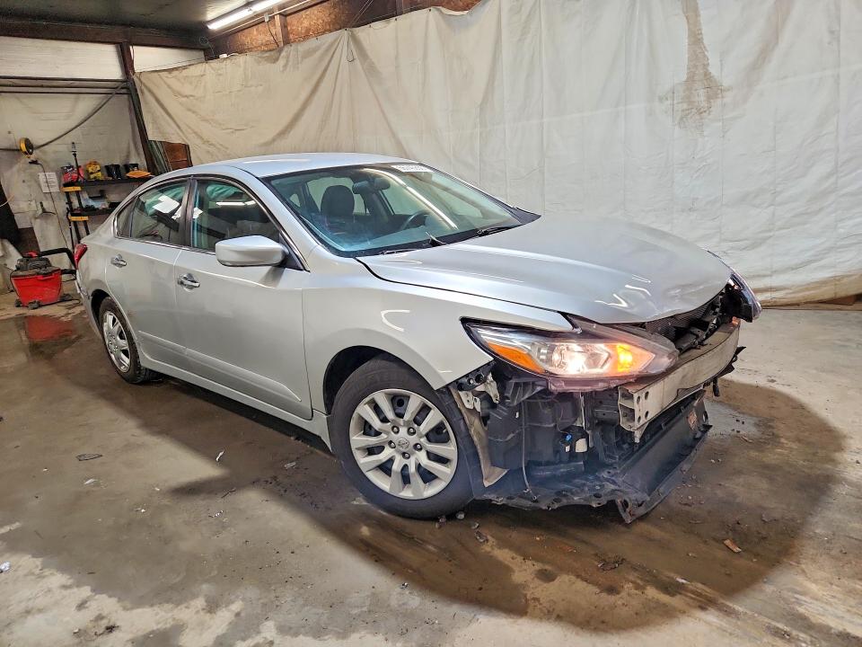 2017 Nissan Altima მანქანა იყიდება აუქციონზე, vin: 1N4AL3AP4HC251290, აუქციონის ნომერი: 66745856