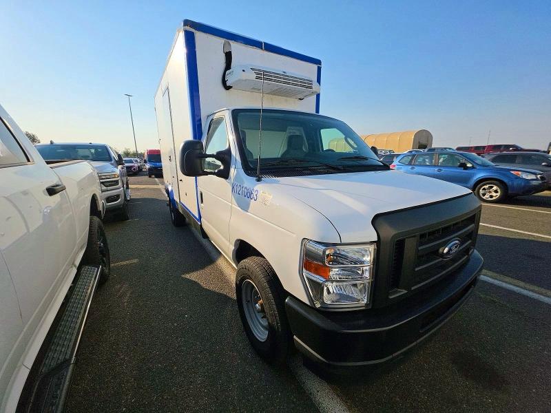 Продажа на аукционе авто 2024 Ford Econoline, vin: 1FDWE3FN0RDD00655, номер лота: 64633076