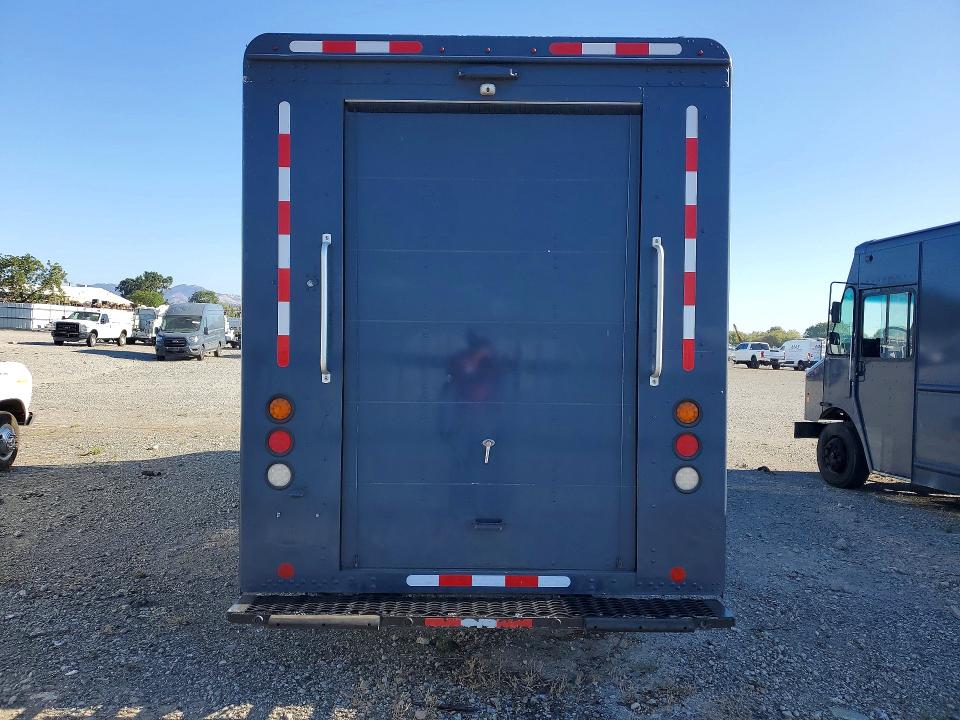 59184486 :رقم المزاد ، 4UZAC2EA5LCLZ6921 vin ، 2020 Frht - Freightliner Mt45 مزاد بيع