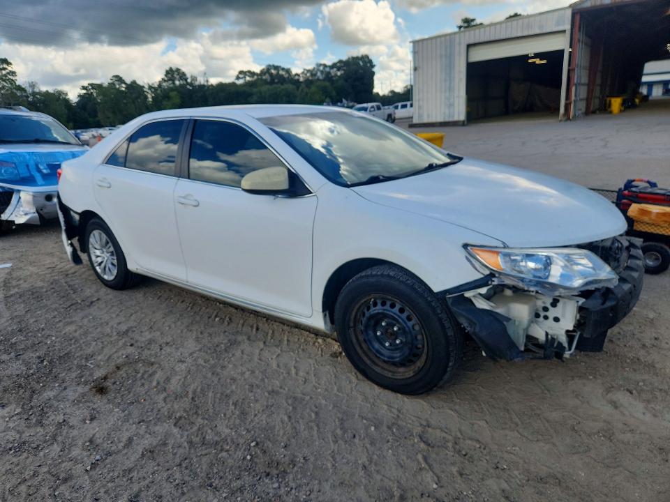 Aukcja sprzedaży 2014 Toyota Camry, vin: 4T4BF1FKXER357502, numer aukcji: 64334466