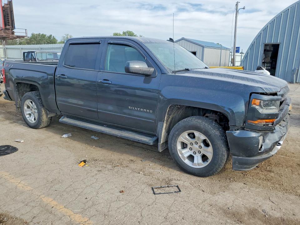 2018 Chevrolet Silverado მანქანა იყიდება აუქციონზე, vin: 3GCUKRECXJG565579, აუქციონის ნომერი: 66688156