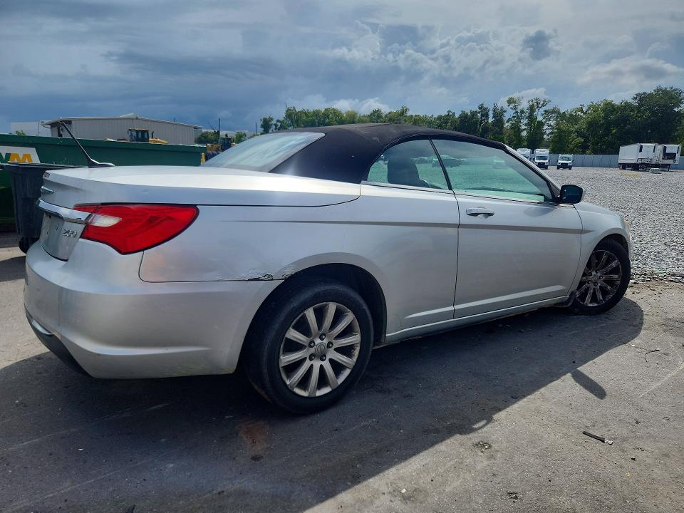 Продажа на аукционе авто 2011 Chrysler 200, vin: 1C3BC2EG3BN577908, номер лота: 67161726