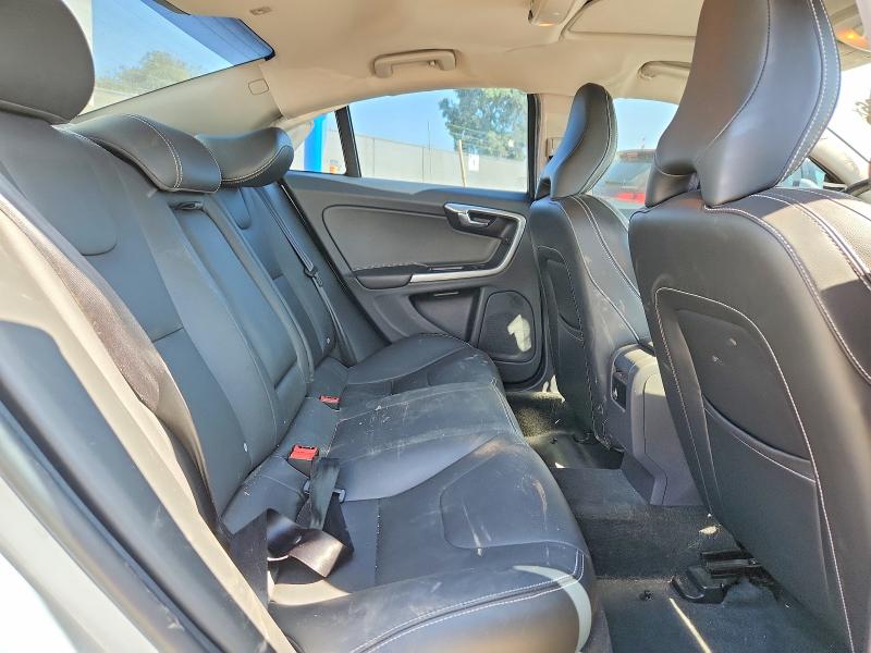66822336 :رقم المزاد ، YV126MFLXJ2456958 vin ، 2018 Volvo S60 مزاد بيع