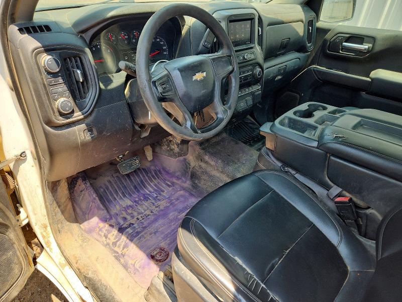 64313496 :رقم المزاد ، 3GCNYAEH8LG302204 vin ، 2020 Chevrolet Silverado مزاد بيع
