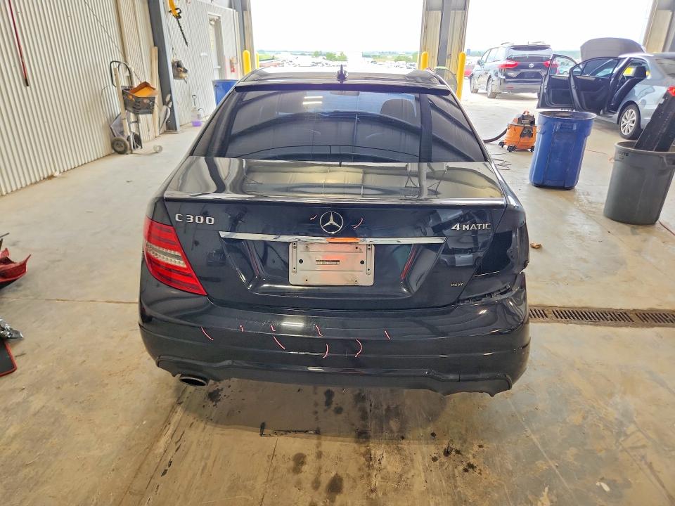 64036936 :رقم المزاد ، WDDGF8AB8DA794733 vin ، 2013 Mercedes-benz C مزاد بيع