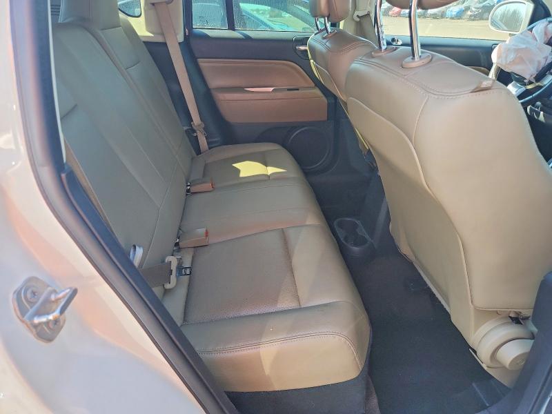 65121856 :رقم المزاد ، 1C4NJDEB3FD290725 vin ، 2015 Jeep Compass مزاد بيع