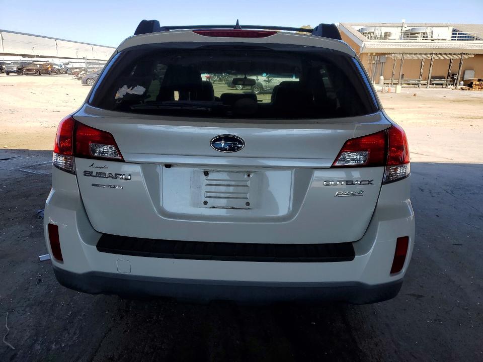 2014 Subaru Outback მანქანა იყიდება აუქციონზე, vin: 4S4BRBLC8E3308731, აუქციონის ნომერი: 63873176