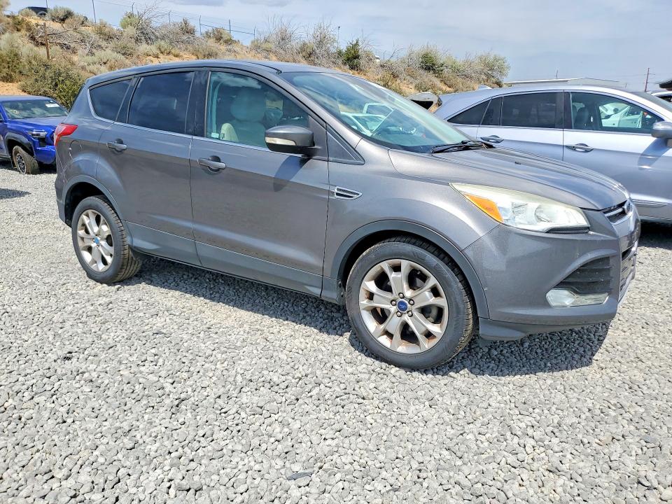 Продаж на аукціоні авто 2013 Ford Escape, vin: 1FMCU0HX5DUB55639, номер лоту: 64810186
