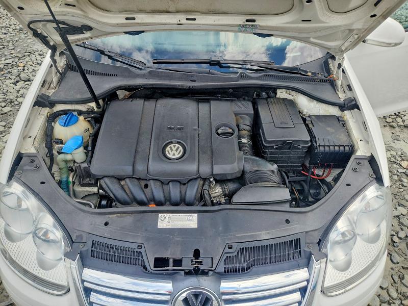 63497076 :رقم المزاد ، 3VWRZ7AJ7AM144928 vin ، 2010 Volkswagen Jetta مزاد بيع