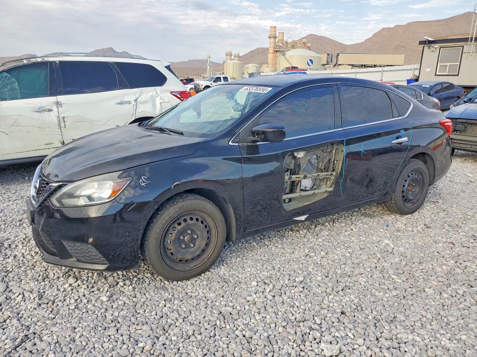 63376556 :رقم المزاد ، 3N1AB7AP9HY395318 vin ، 2017 Nissan Sentra مزاد بيع