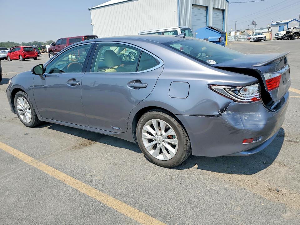 63880056 :رقم المزاد ، JTHBW1GG8D2030209 vin ، 2013 Lexus Es مزاد بيع