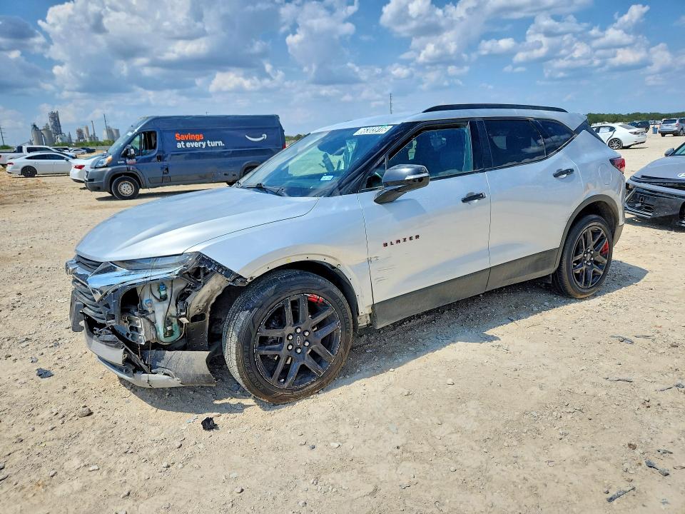 66303916 :رقم المزاد ، 3GNKBDR46MS545254 vin ، 2021 Chevrolet Blazer مزاد بيع