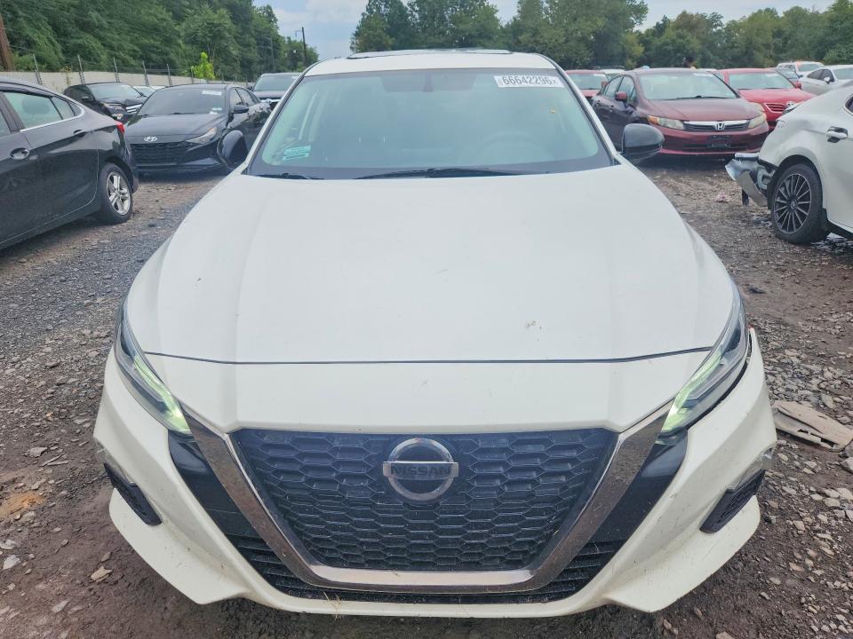 Продаж на аукціоні авто 2019 Nissan Altima, vin: 1N4BL4CW4KN317332, номер лоту: 66642296