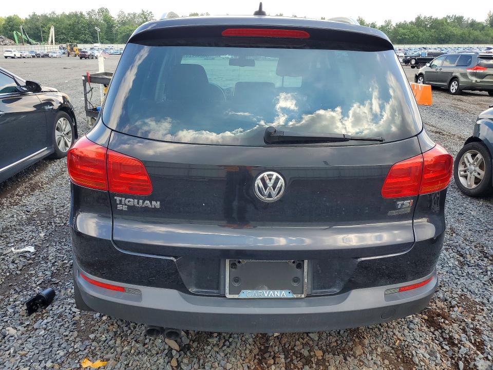 64047726 :رقم المزاد ، WVGBV7AX6GW588262 vin ، 2016 Volkswagen Tiguan مزاد بيع