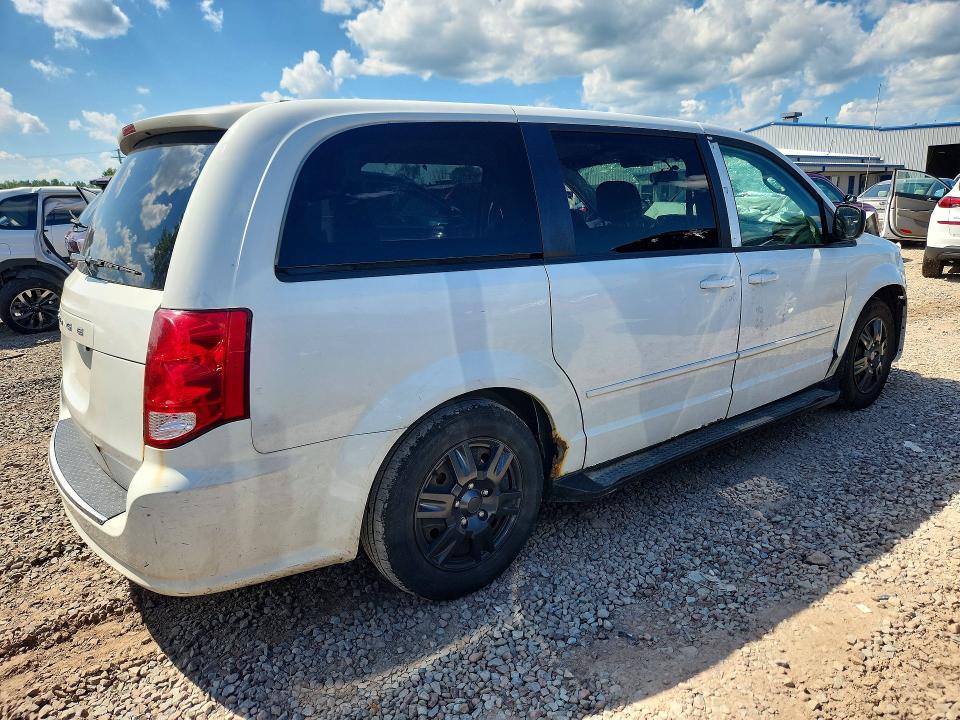 63770276 :رقم المزاد ، 2C4RDGBG1FR613984 vin ، 2015 Dodge Grand Caravan مزاد بيع